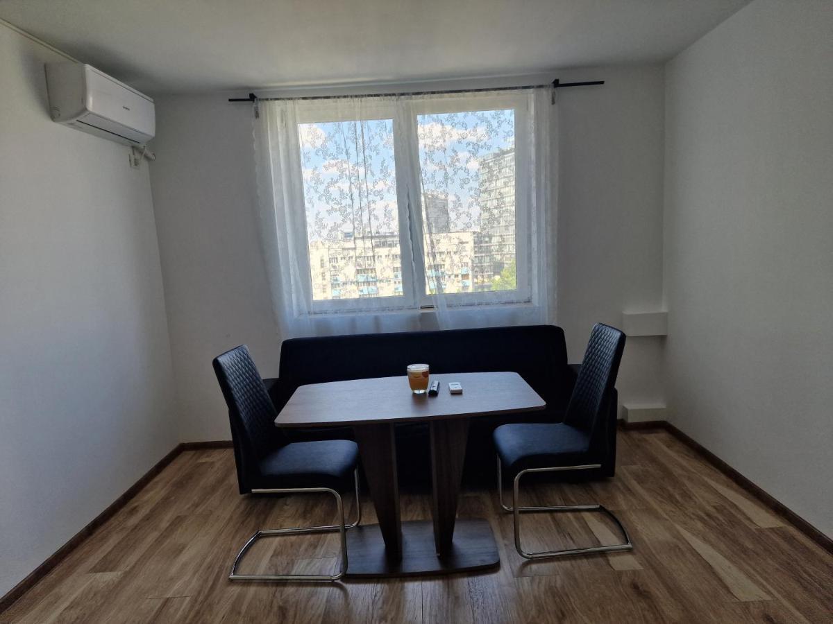 Apartament Garii De Nord Bukurešť Exteriér fotografie